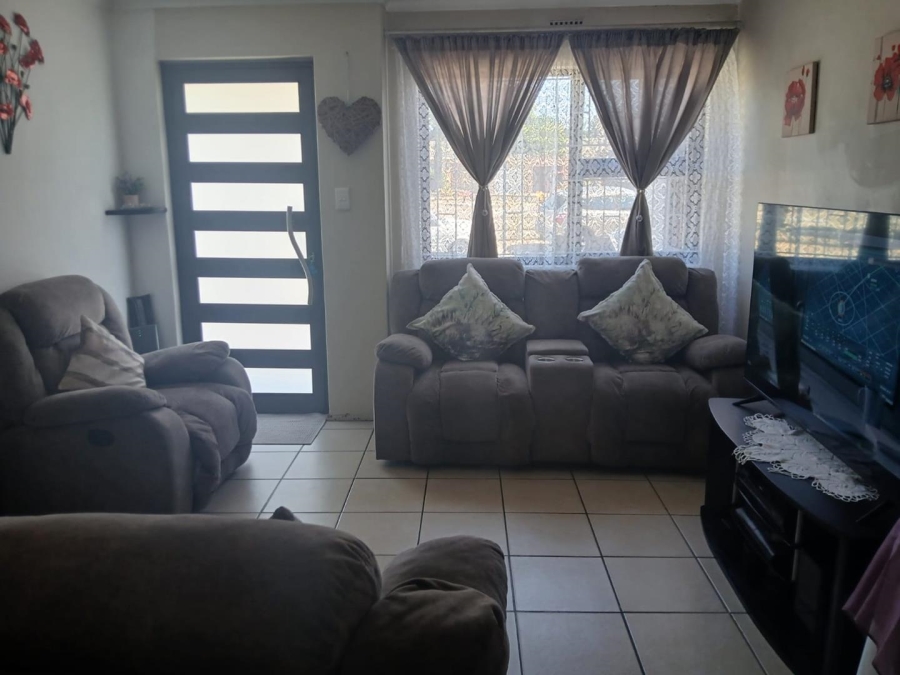3 Bedroom Property for Sale in Northpine Western Cape